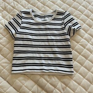 Aura black and white crop top